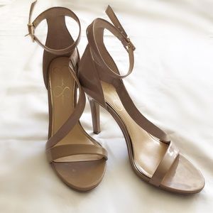 Jessica Simpson nude heels
